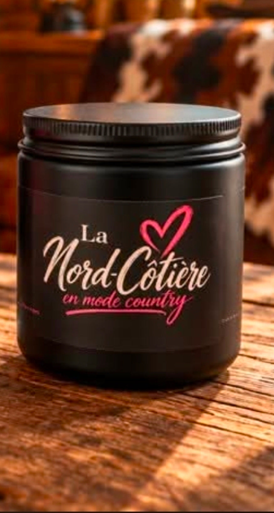 Bougie La Nord-Côtière en mode Country 250 ml